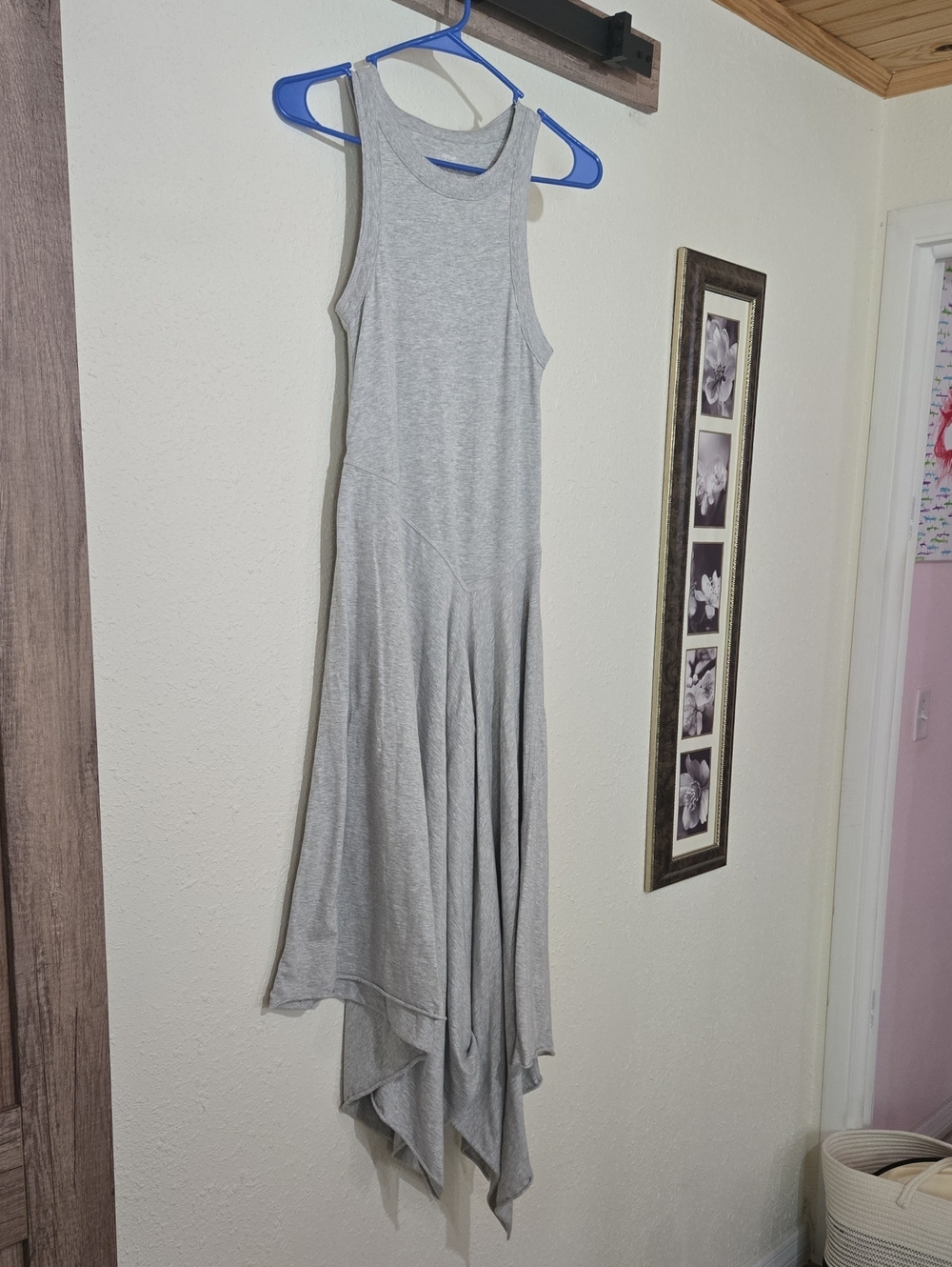 Pre-loved aerie Light Gray Sleeveless Asymmetrical Maxi Dress